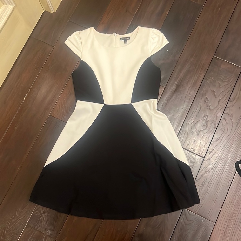 Girls Black and White Dress
